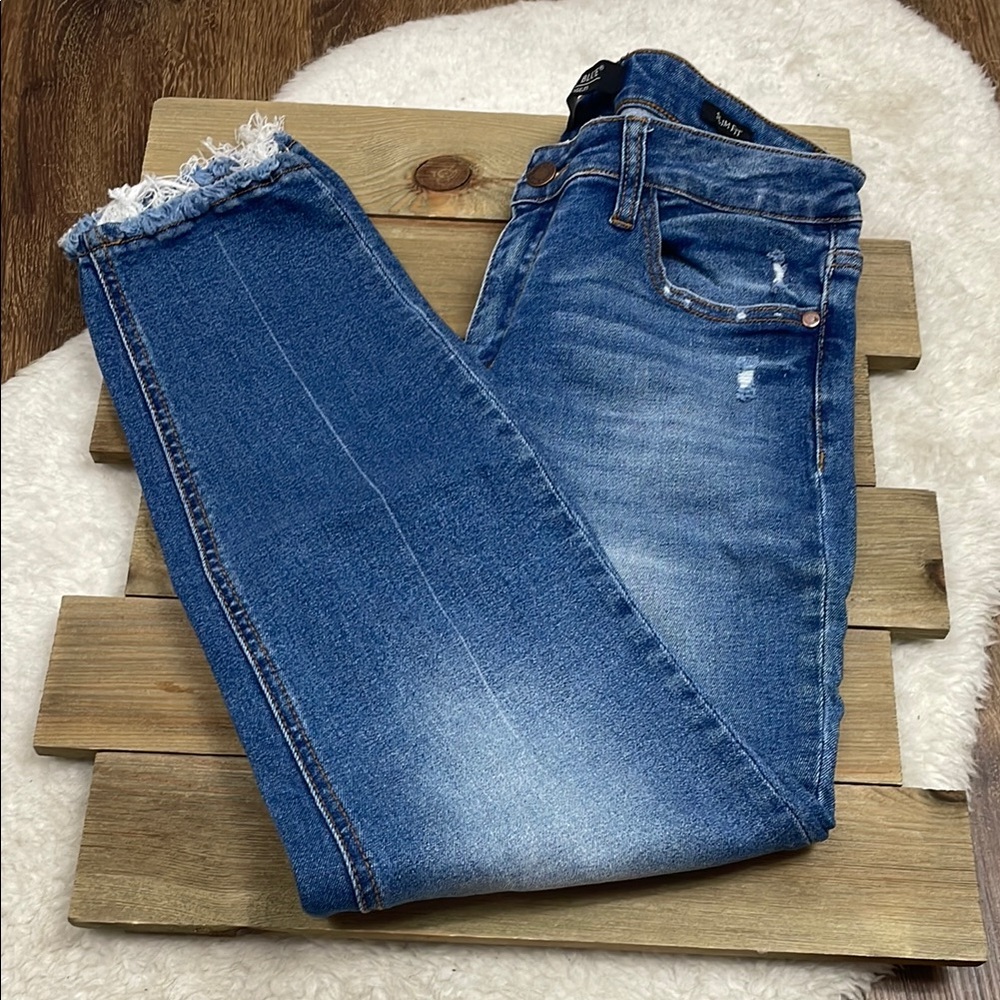 Judy Blue Slim Fit Distressed Hem Jeans